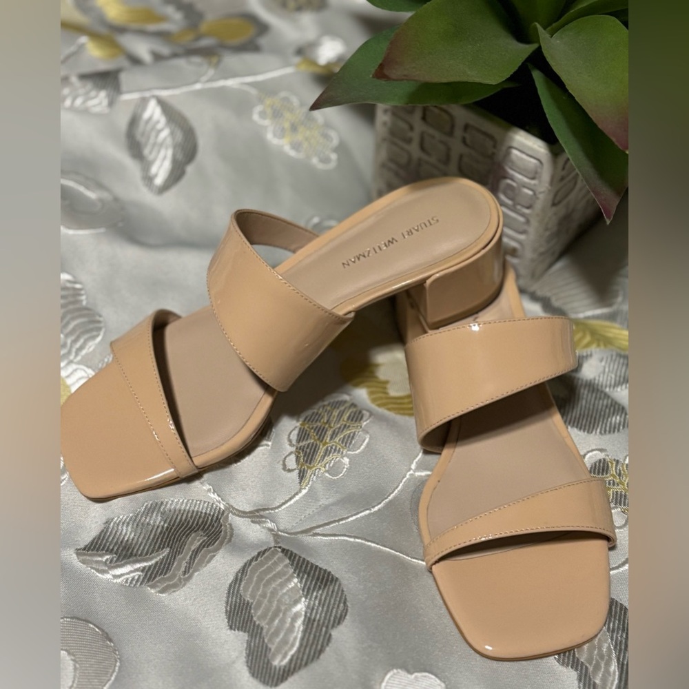 🪷Stuart Weitzman Tan Heel Sandals 👡